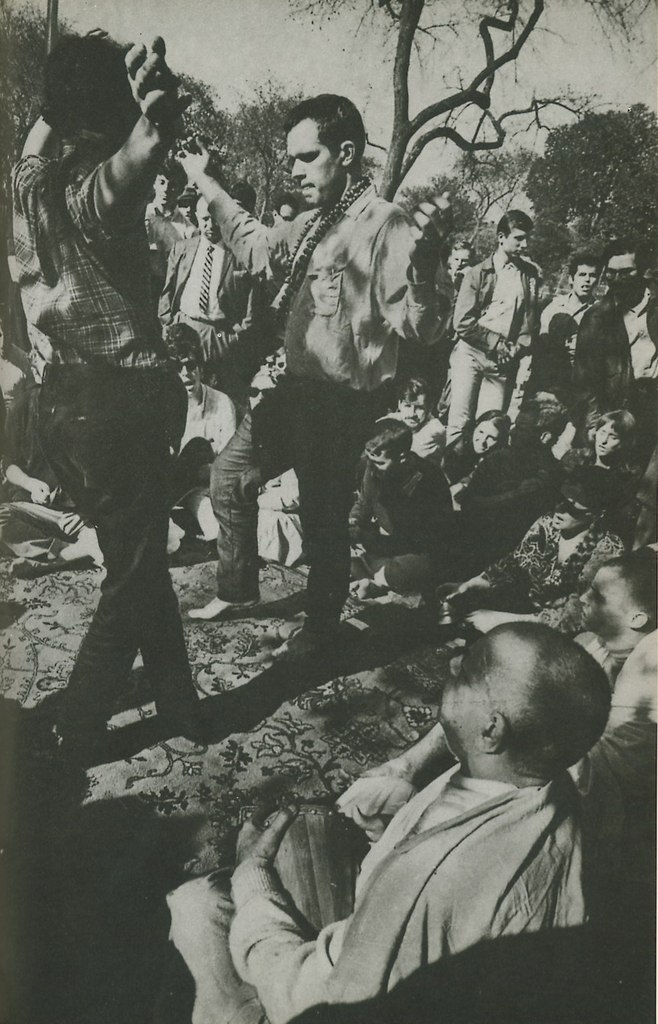 Первые танцы в Томпкинс-сквере в Нью-Йорке в 1966 году