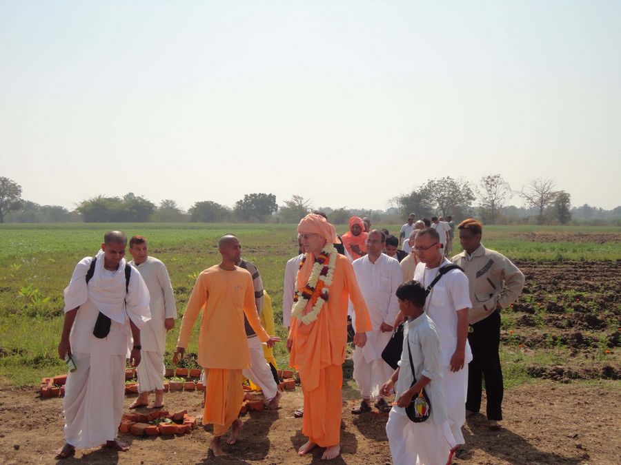 Открытие ашрама Аванти, январь 2012. Барода, штат Гуджарат, Индия.