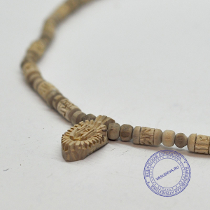 Кантхималы (бусы) из Туласи. 1 ряд. С кулоном и бусинами Шри Радхе. С Радха-кунды (эксклюзив). Светлые.