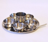 Алтарики, изображения, посуда для Божеств